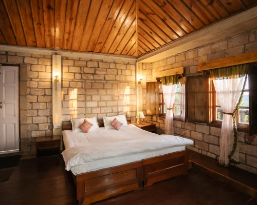 R4 Lasubon_-_AHS07599.jpg