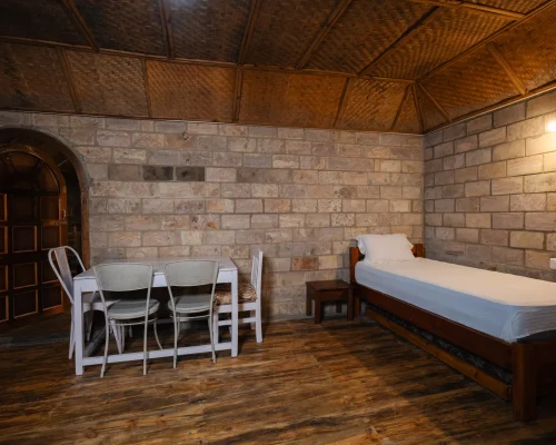 Room 3 Japang_-_AHS06695.jpg